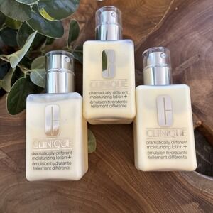 LOT OF 3 Clinique Dramatically Different Moisturizing Lotion With Pump 4.2oz